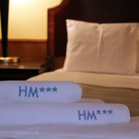 Metro Hotel