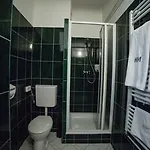 Metro Ξενοδοχείο 3*