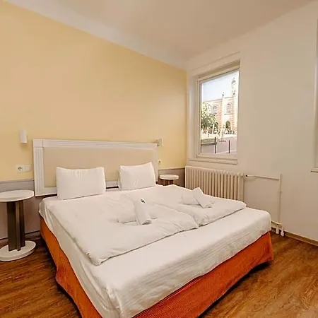 Hotel Metro