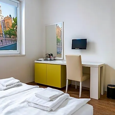 Metro 3* Budapest