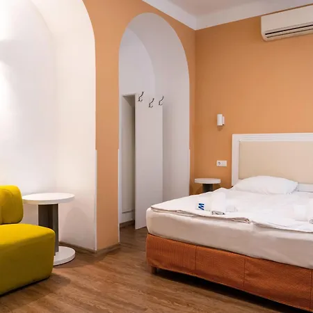 Hotel Metro 3*